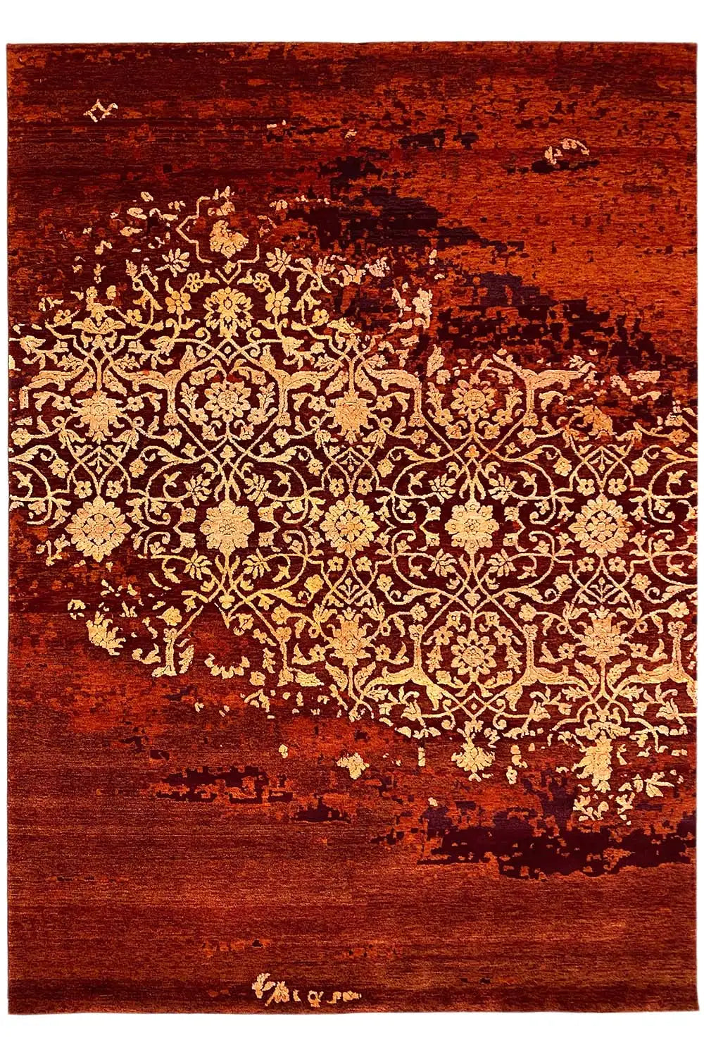 Rug 243x173 cm: reddish-brown with a gold-colored ornamental pattern