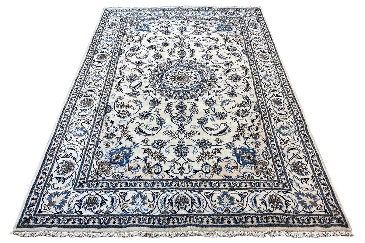 Nain rug (290x197 cm), blue and white, centered medallion, with fringe