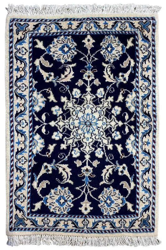 Nain rug 90x61 cm with fringes, dark blue pattern in beige and light blue