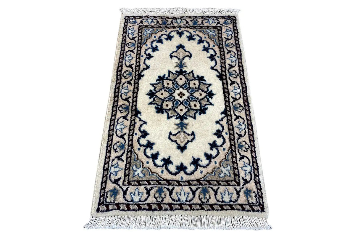 Nain rug (65x39 cm), rectangular, blue-and-white ornamental design with fringes