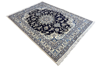 Nain rug 205×146 cm, rectangular and laid out, blue-and-white pattern with a dark center