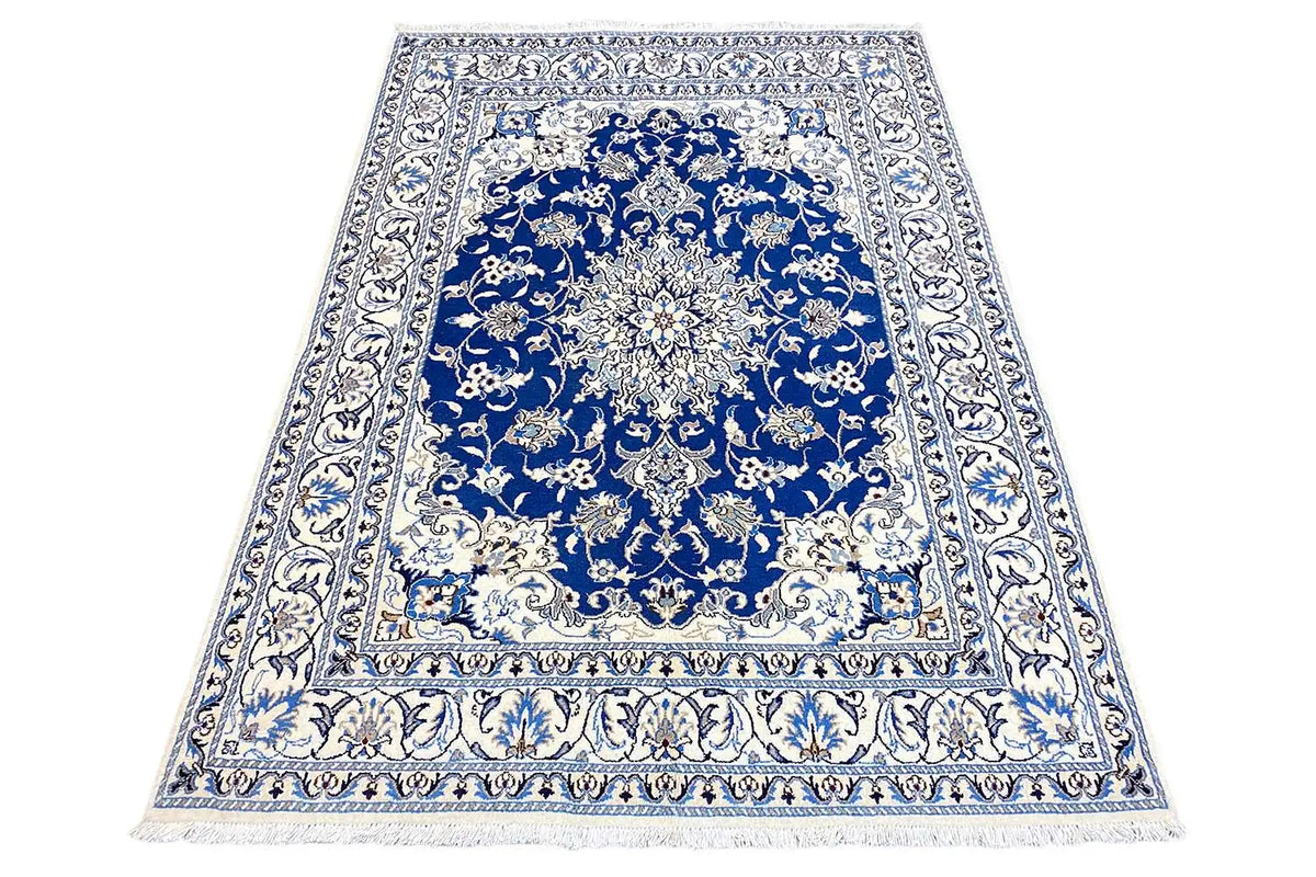 Nain rug 205x146 cm, blue and white, with a central medallion design and bound edge