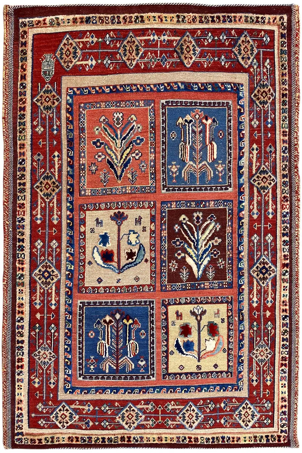Soumak rug 117x97 cm: red field with a blue-bordered ornament