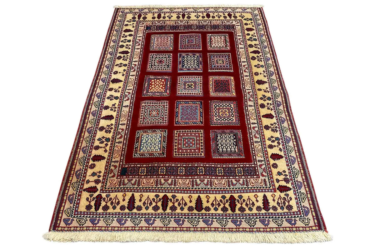 Soumak rug 156x101 cm, wide woven border pattern with red tile design and fringes.