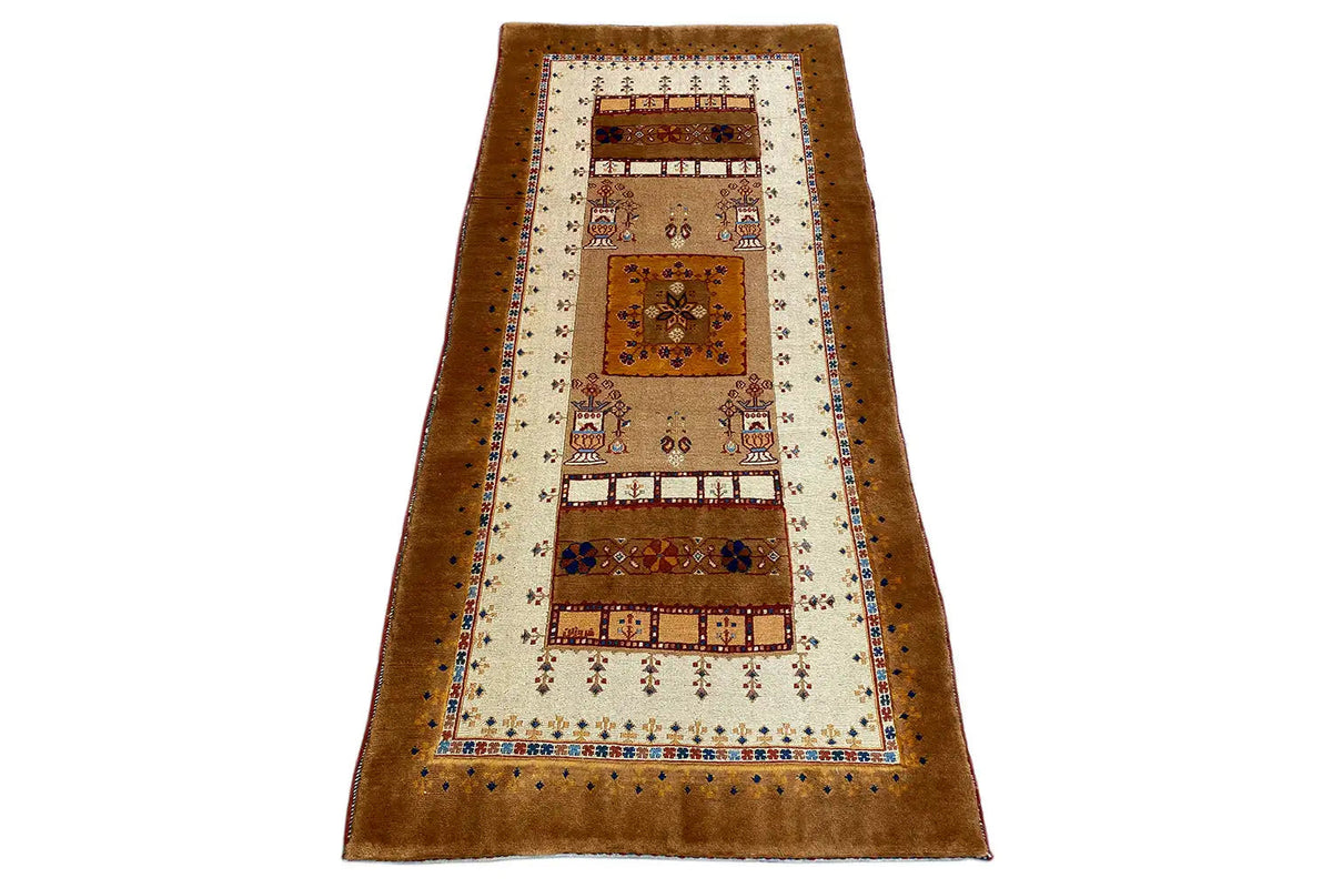 Soumak rug 178x81 cm in a narrow rectangular shape, with a brown border