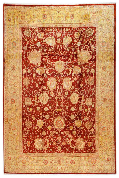 Sultan Abad Exclusive Oriental rug with red field and beige border design