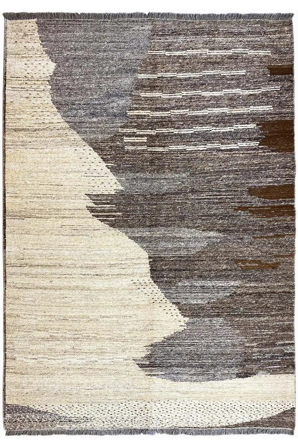 Rectangular Qashqai kilim rug with beige and gray zigzag block patterns