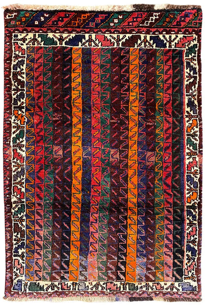 Square Shiraz-Qashqai oriental rug with a central stripe pattern, border and fringes