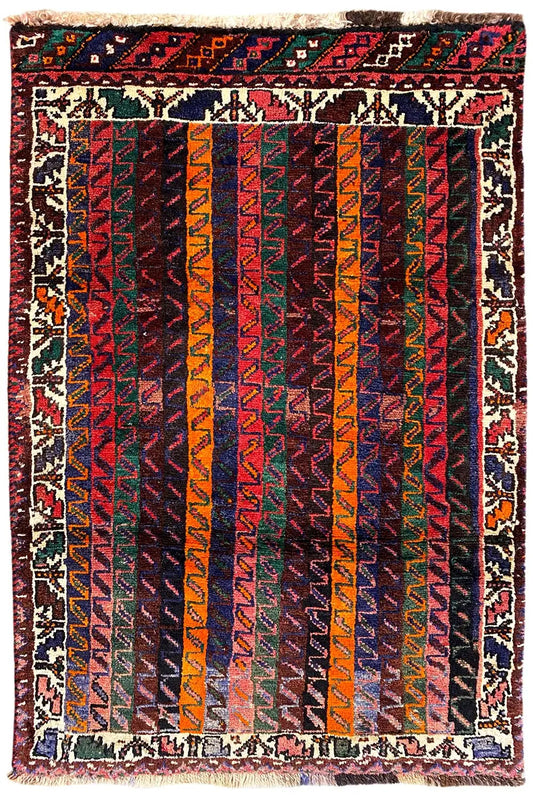 Square Shiraz-Qashqai oriental rug with a central stripe pattern, border and fringes