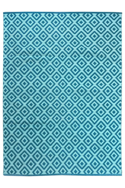 Blue rectangular kilim with a repeating diamond lattice pattern