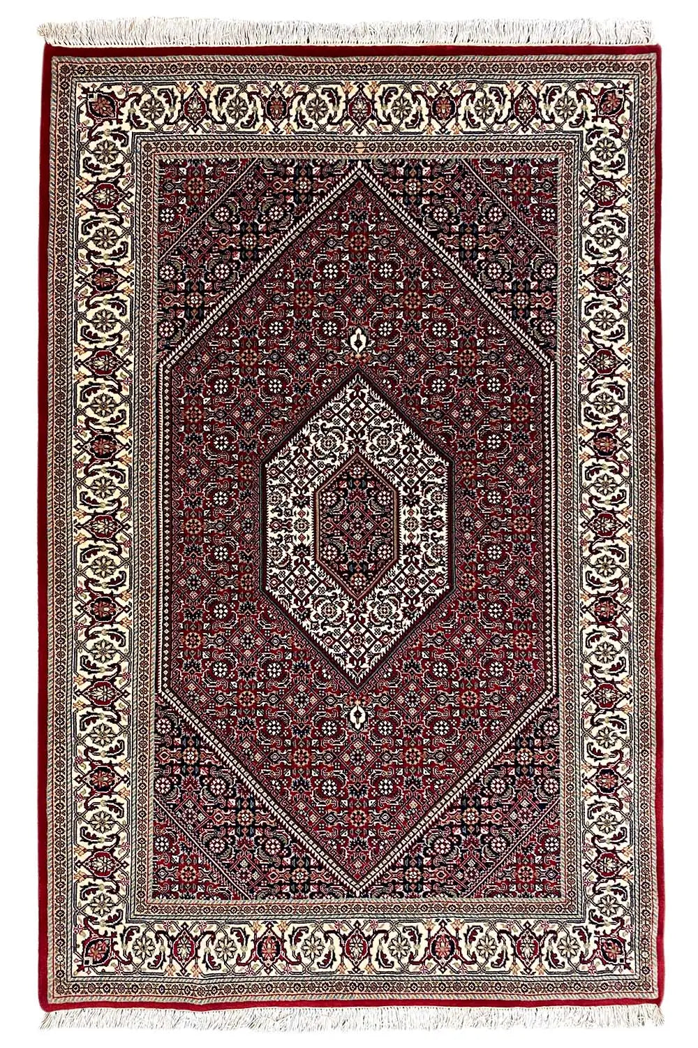Bidjar rug (185x124 cm) - rectangular rug with a red field, border ornaments, and central motif