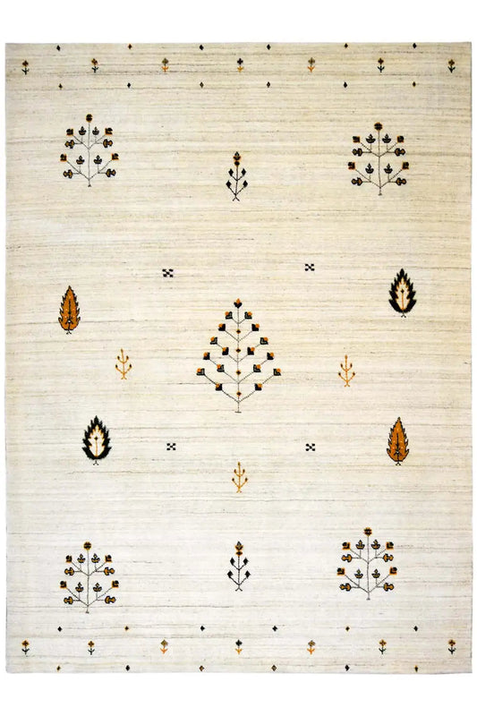 Light beige carpet with a symmetrical, delicate pattern of flowers and crosses