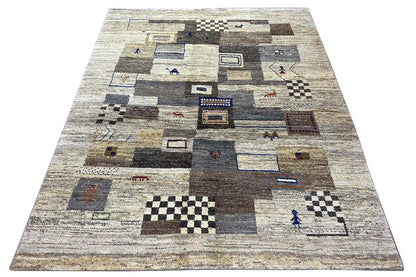 Rectangular rug with a beige background and dark gray blocks, many square patterns