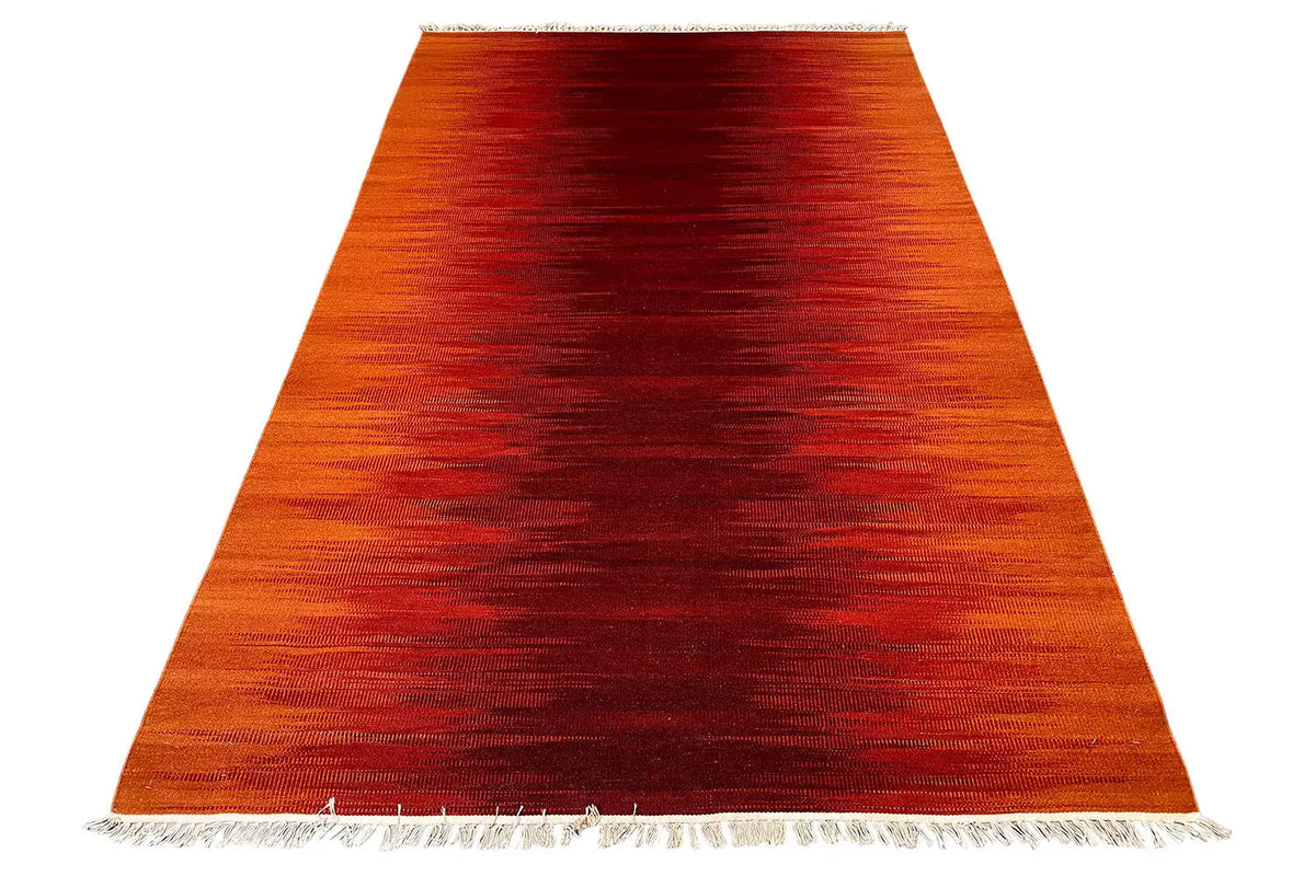 Gradient kilim dhurrie rug, fringes on the short sides
