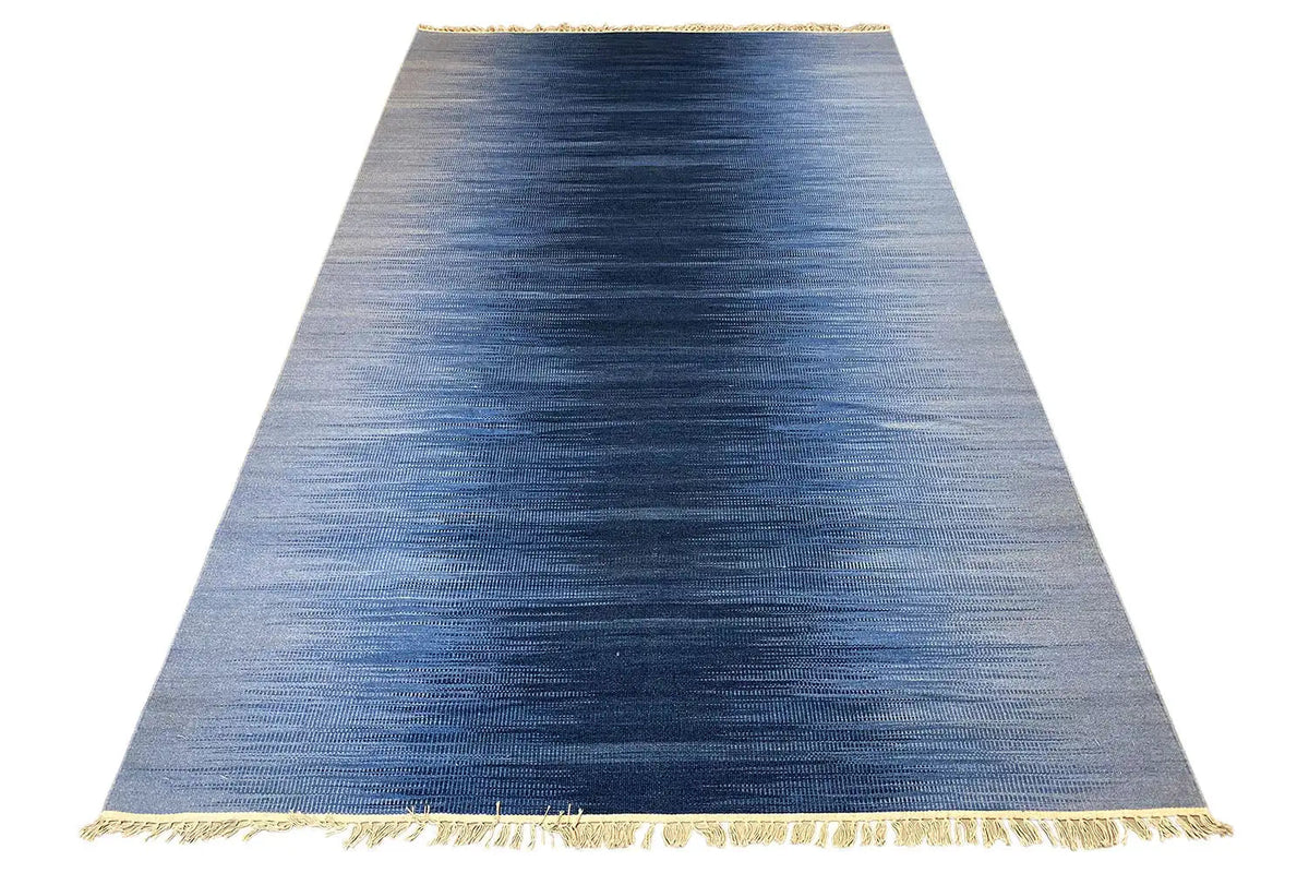 Blue Kilim Dhurrie Rug 160x230 cm, woven blue gradient, gold-colored fringes