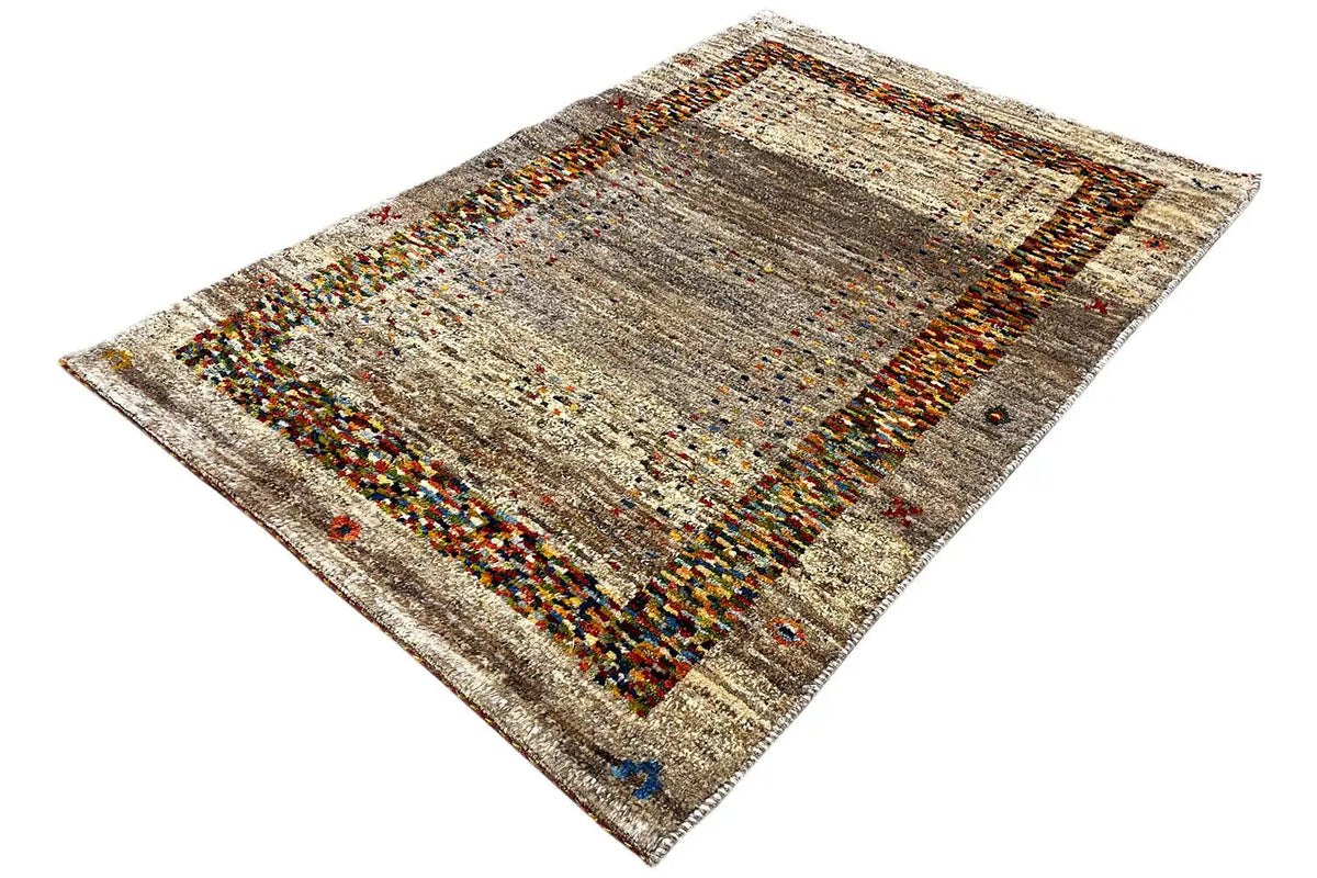 Rug 139x98 cm, laid diagonally, beige-gray with a multicolored zoned border
