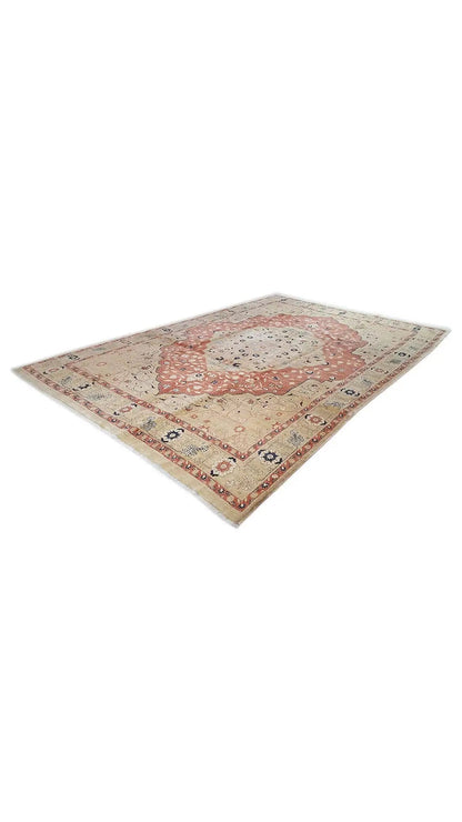 Sultan Abad Exclusive Rug: square-folded look, beige background, red medallion