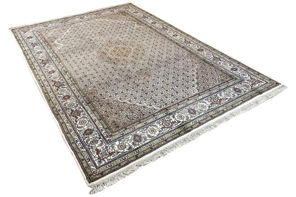 Indo Tabriz rug with detailed border, gray-beige background and fringes, rectangular, 293x201 cm.