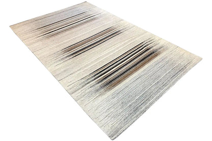 Dhurrie rug diagonal: horizontal lines in brown and dark gray on light beige