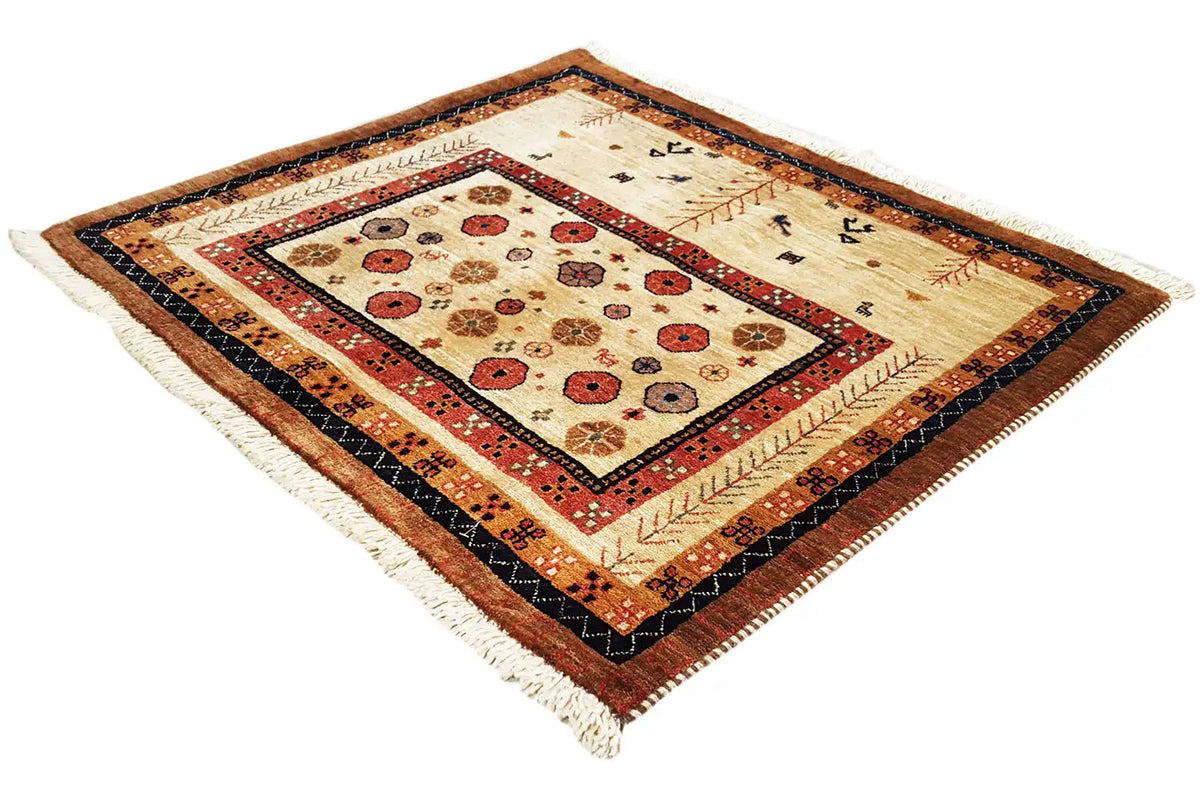 Qashqai Exclusive Rug 90x79 cm: rectangular, border pattern, visible fringed edge