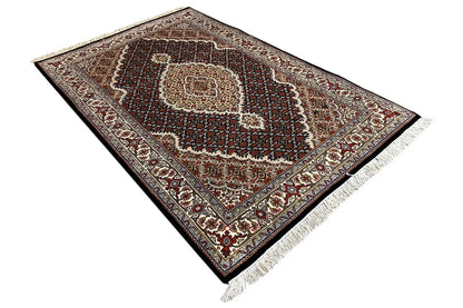 Indo Tabriz rug in diagonal view, brown-and-white ornamental pattern, 185x122 cm