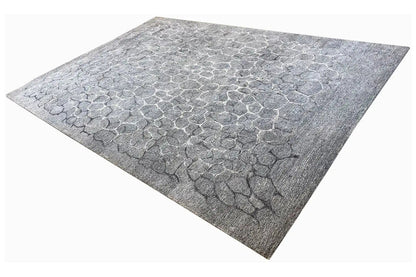 Hand-tufted rug, gray: flat honeycomb-patterned relief, laid flat