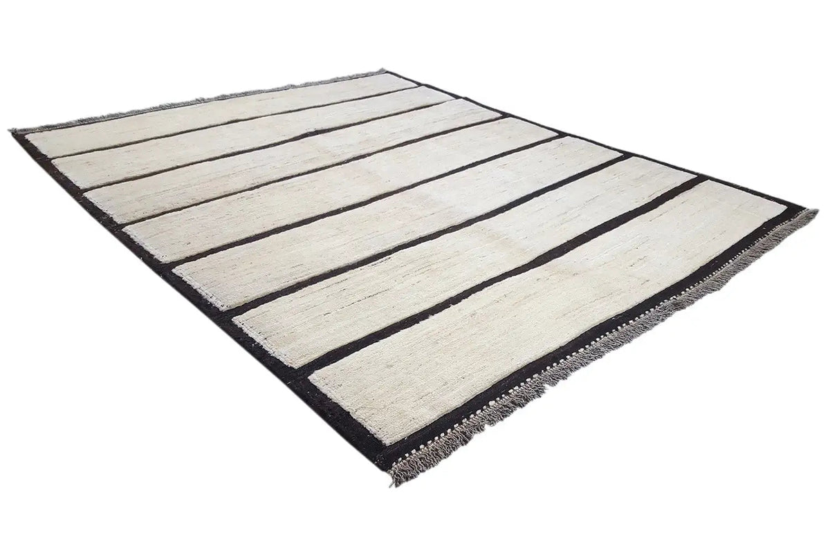 Gabbeh rug with beige fields and dark lines, laid out in a rectangular arrangement, 190x155 cm