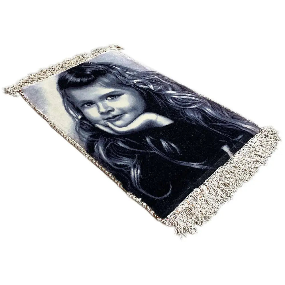 Diagonal wall tapestry, portrait of a girl, rectangular, fringes at the corners.