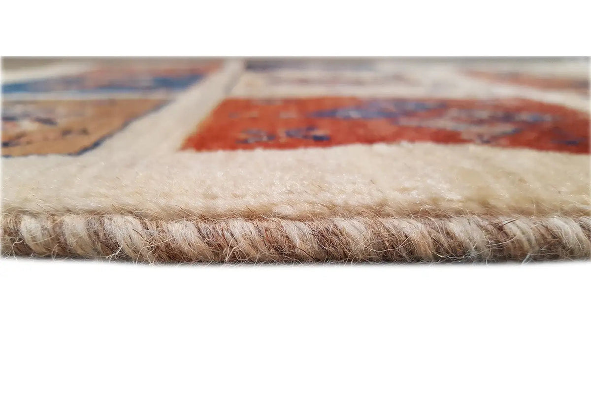 Qashqai Exclusive Rug: flat-woven edge with fringes