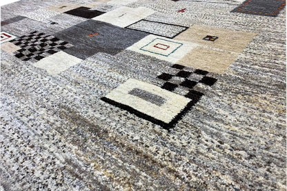 Gabbeh rug 244x173 cm close-up: texture and weave pattern in gray and cream
