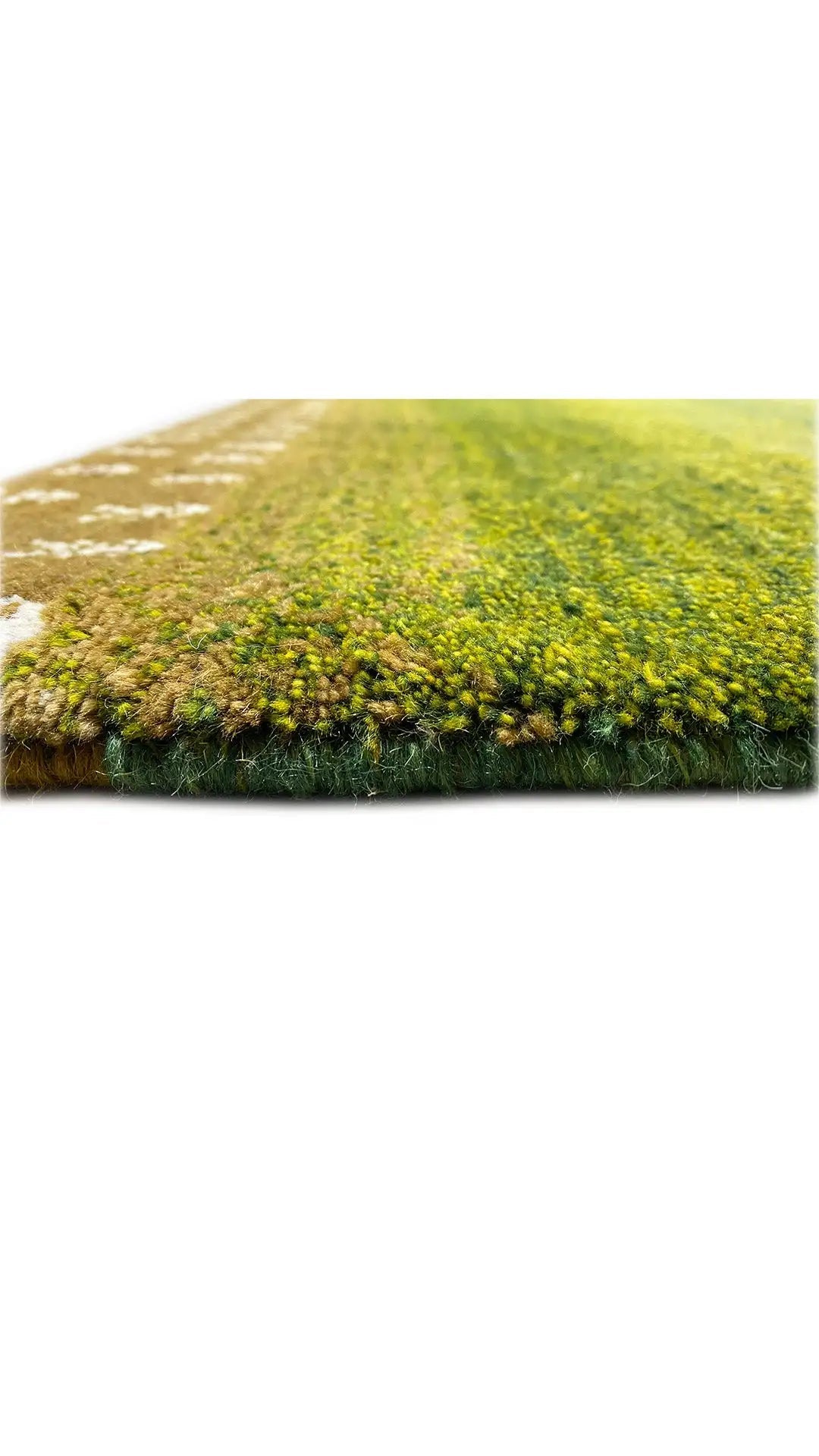 Gabbeh rug from the side: thick pile and straight edge with fringe