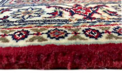 Bidjar carpet detail: border and short fringe at the edge