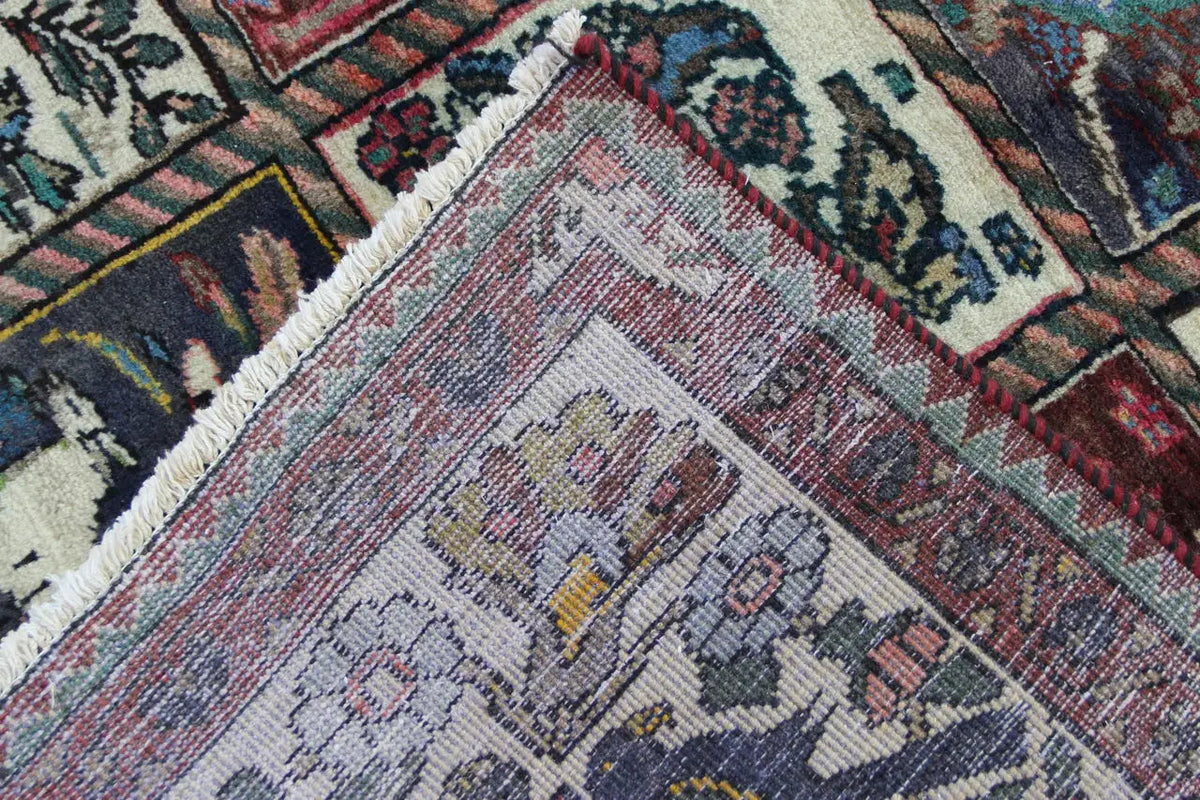 Close-up: central panel with a relief-like pattern and multicolored ornaments