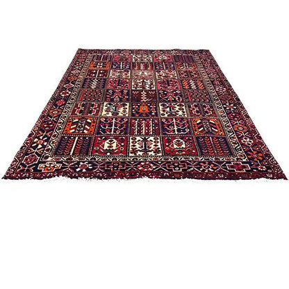 Rug 310x209 cm with centered pattern and border; colors burgundy, blue, beige