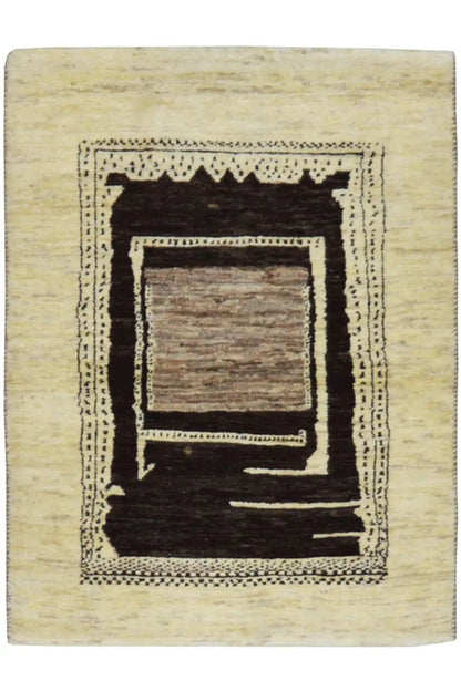 Gabbeh rug 109x81 cm with medallion in beige and dark brown