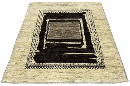 Gabbeh rug 109x81 cm in beige with a central dark square pattern