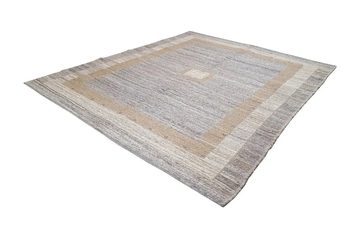 Gray-beige kilim rug with a square border and diamond element, 188x158 cm