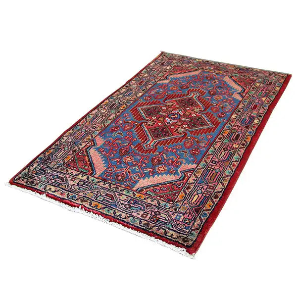 Hamadan rug (132x80 cm) flatweave, blue with a red central field and corner ornaments