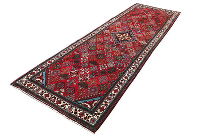 Josheghan runner 370x112 cm in a full-view design, red center with borders