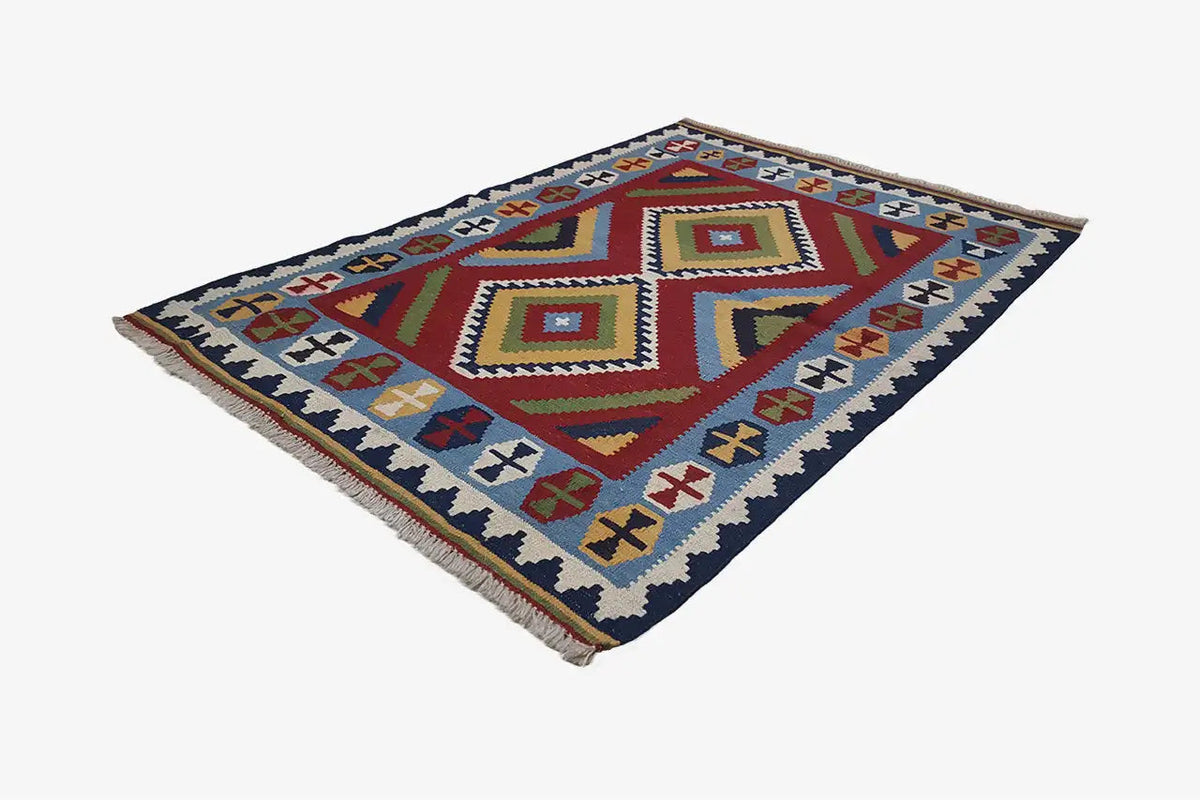 Kilim rug Qashqai with geometric pattern and multicolored border