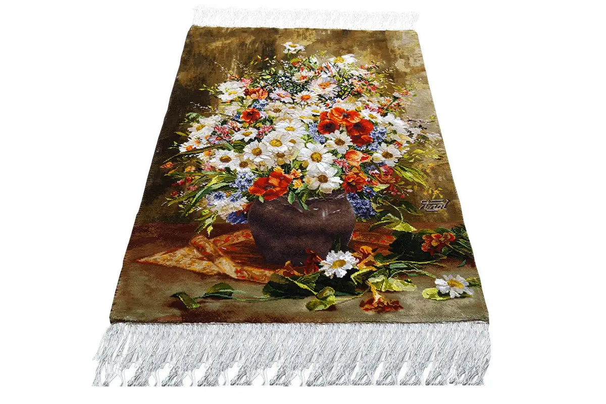 Rug 83x57 cm with a bouquet motif in a dark vase, rectangular, with a fringed edge.
