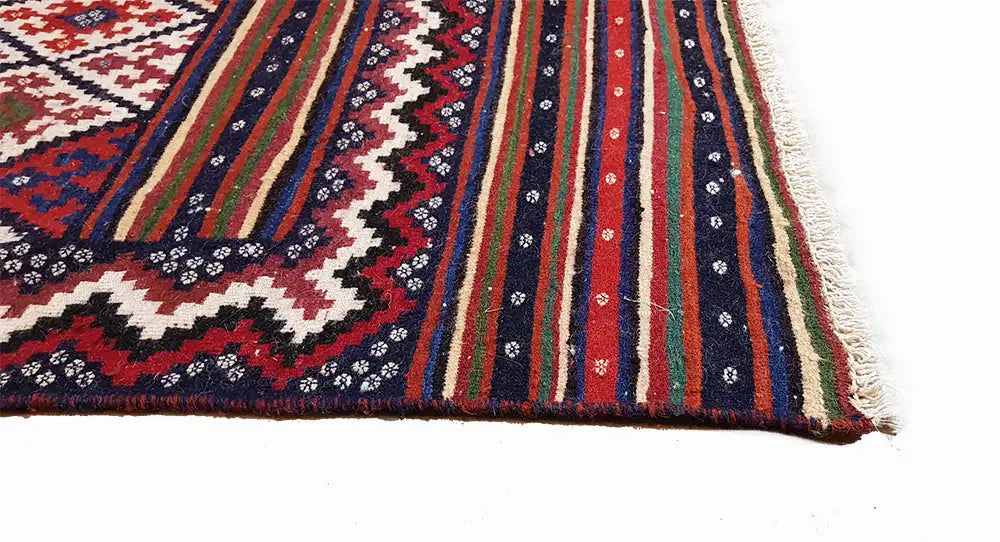 Kilim rug Kilim Sirjan 905428: striped pattern with fringes, close-up
