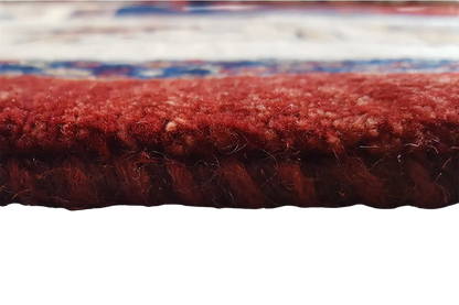 Classic Qashqai rug: red pile edge with fringe, detail view